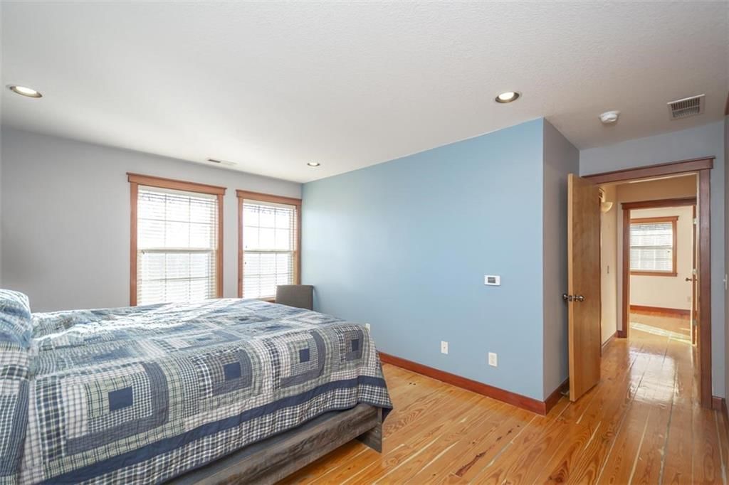 605 Parkside Court — photo 35