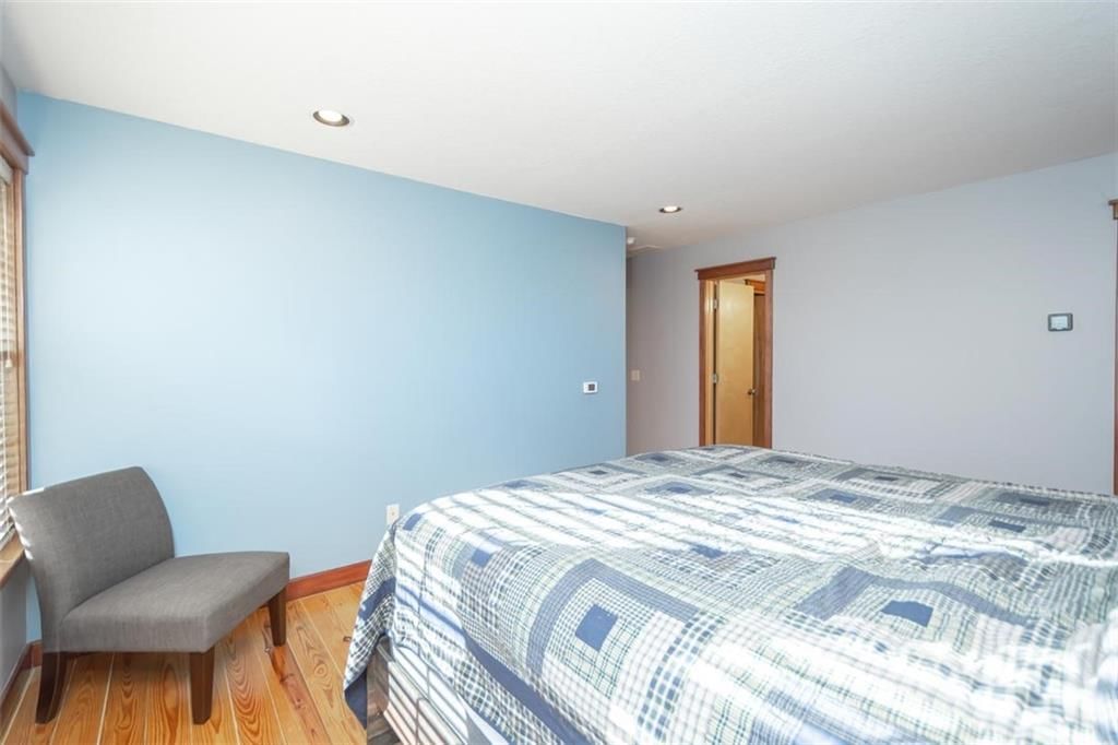 605 Parkside Court — photo 37