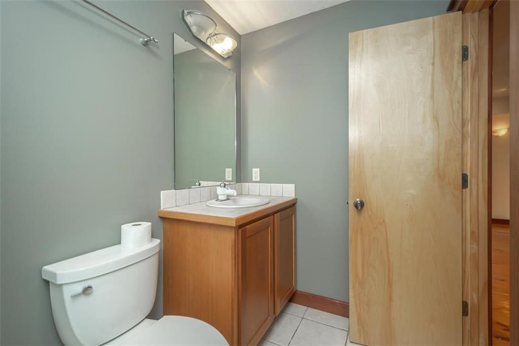 605 Parkside Court — photo 39