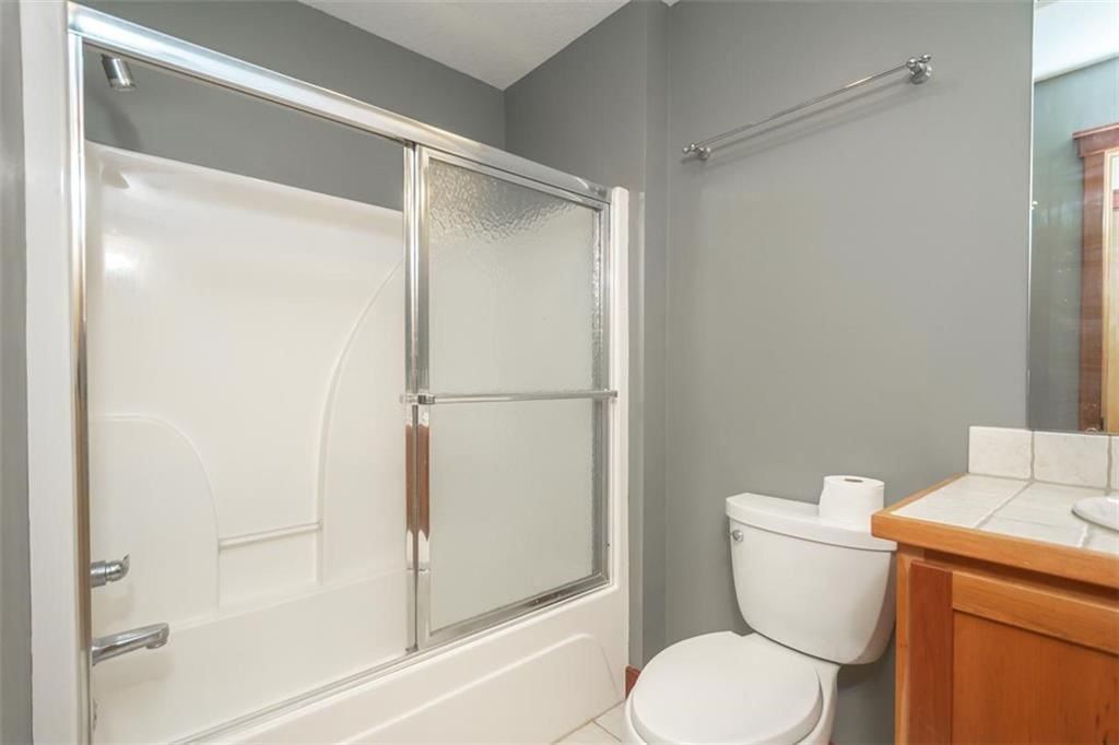 605 Parkside Court — photo 40