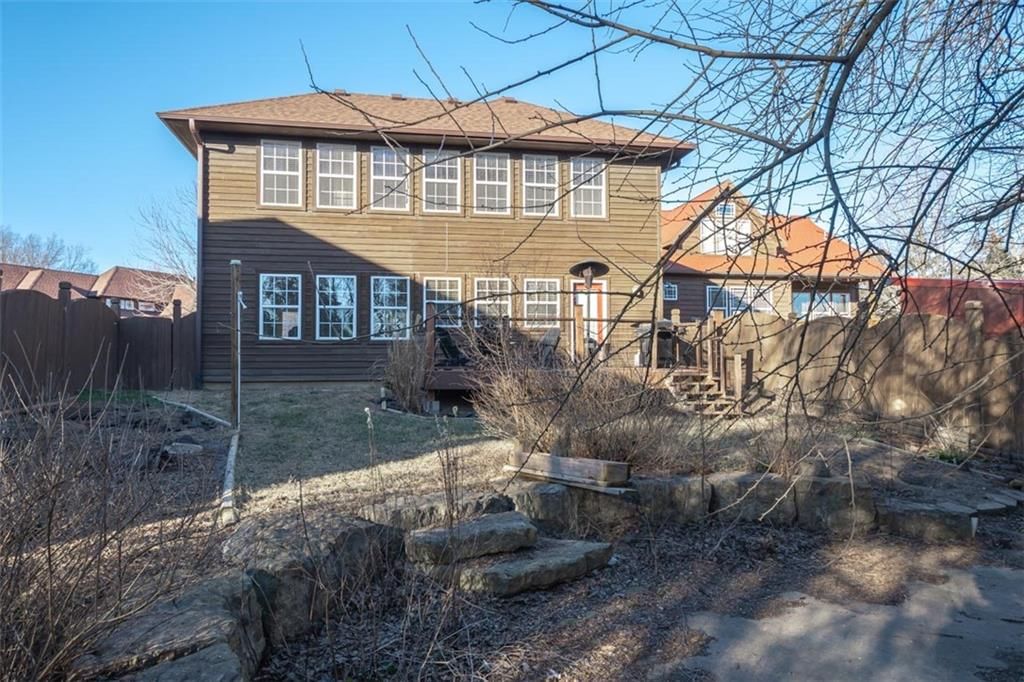 605 Parkside Court — photo 52