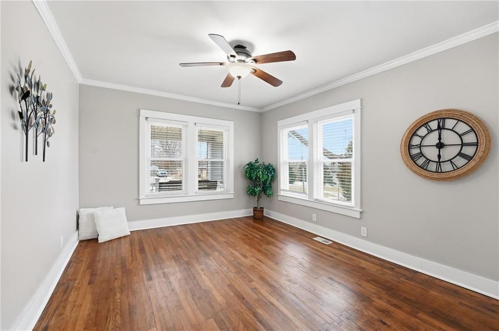 5324 Douglas Avenue — photo 17