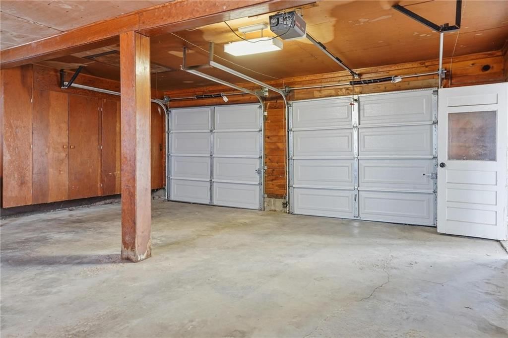 5324 Douglas Avenue — photo 31