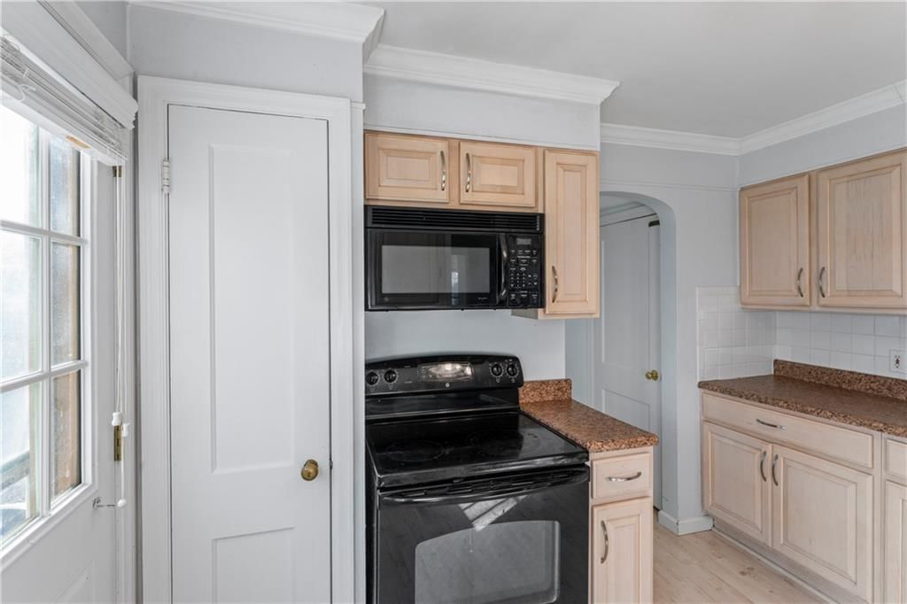 415 E 65TH Terrace — photo 24