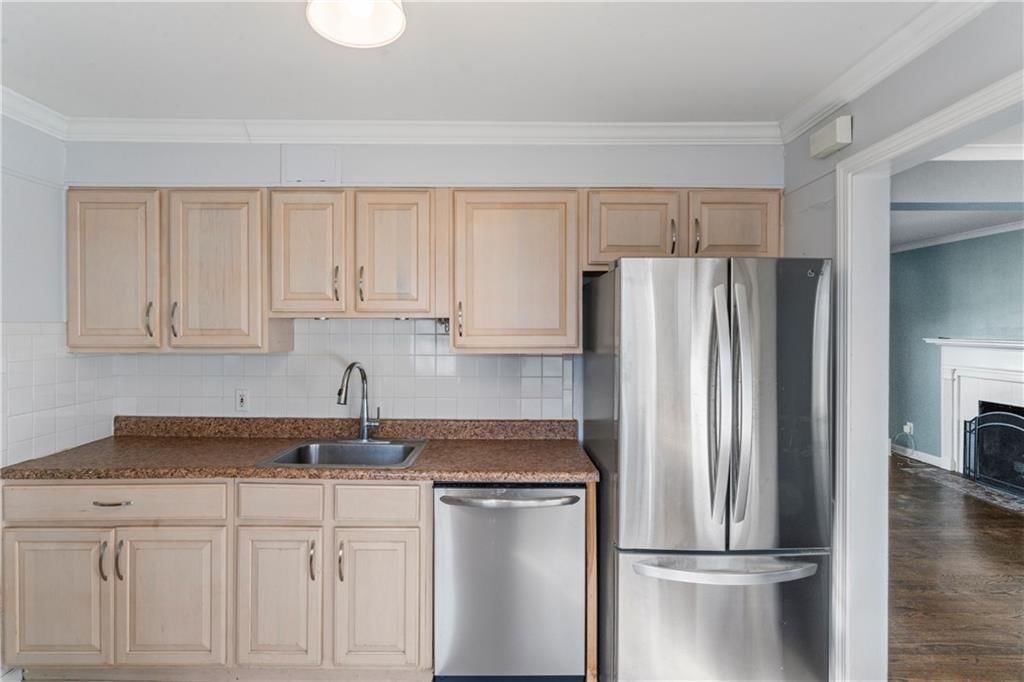 415 E 65TH Terrace — photo 26