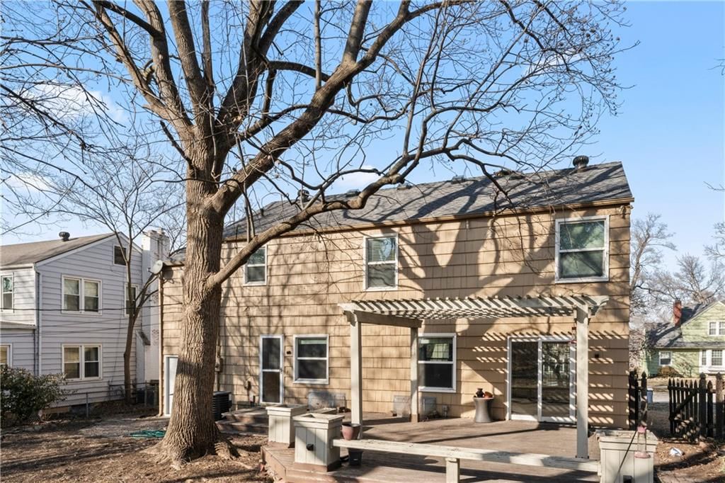 415 E 65TH Terrace — photo 50