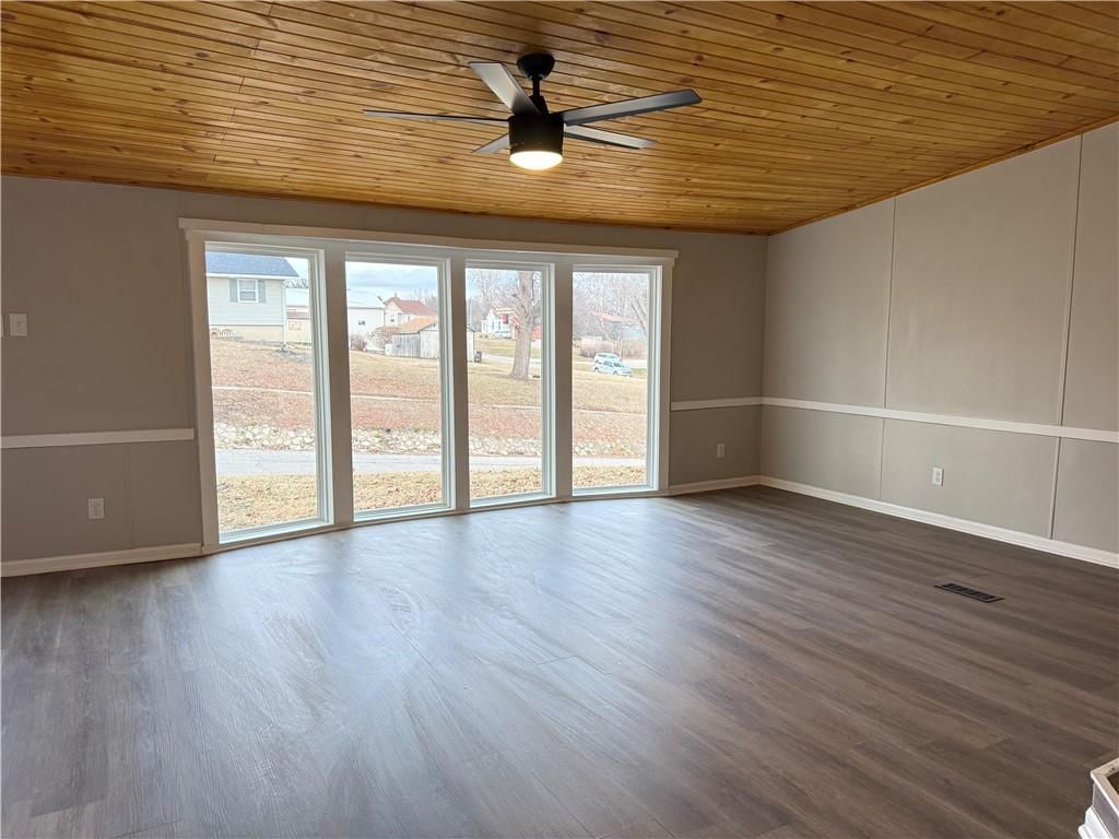 104 E Missouri Street — photo 4