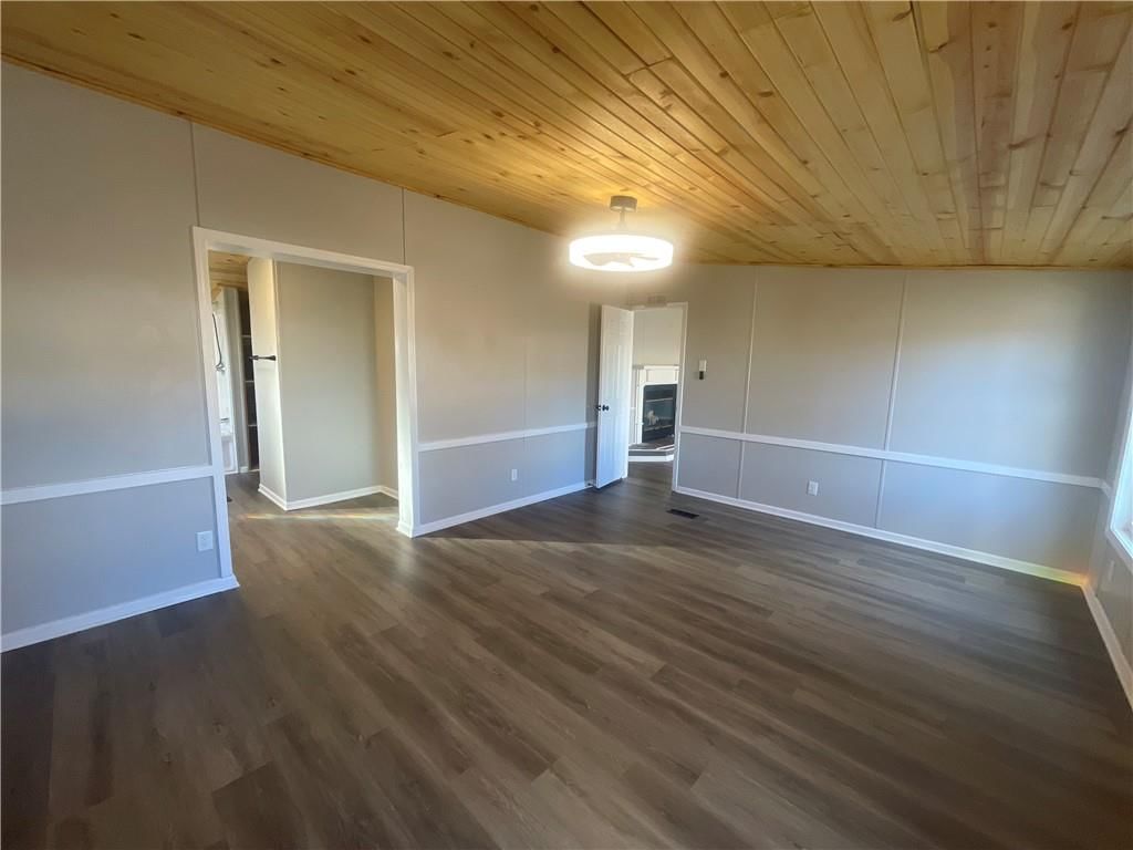 104 E Missouri Street — photo 10
