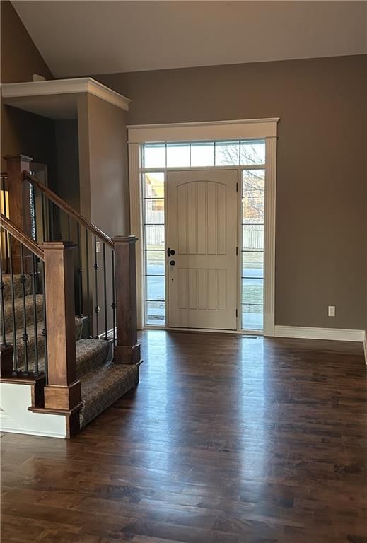 110 S Westglen Drive — photo 2