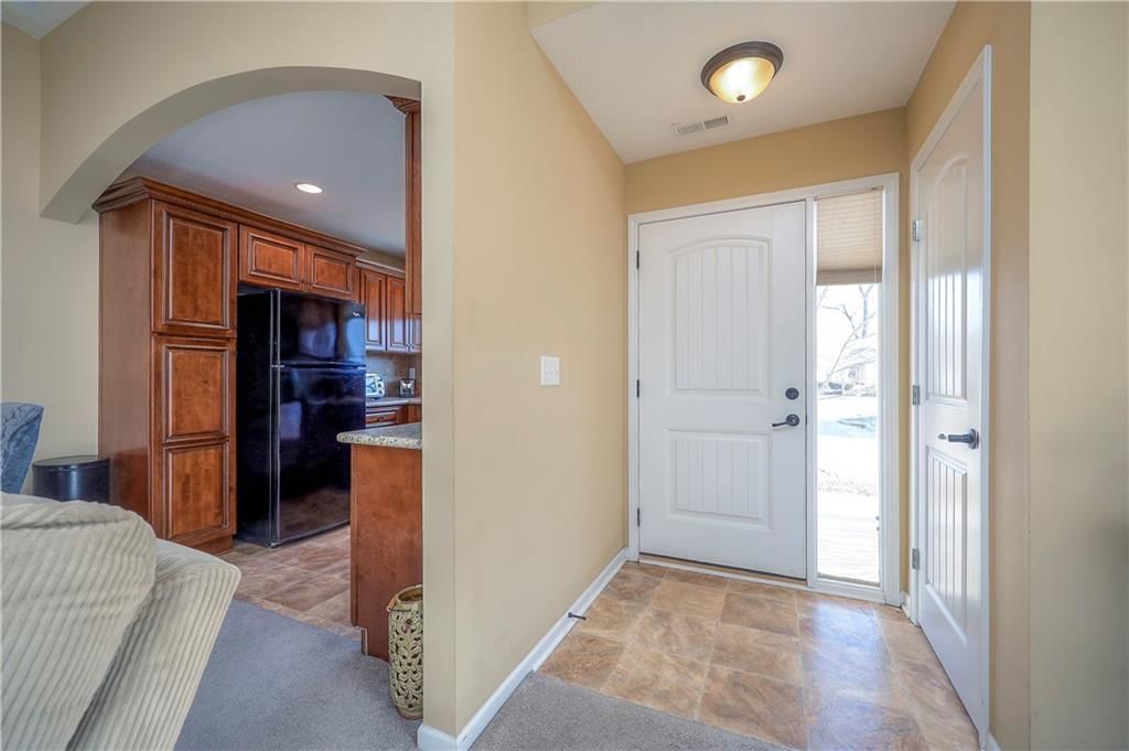 7823 Troup Avenue — photo 4