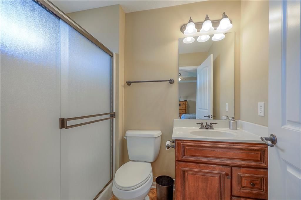 7823 Troup Avenue — photo 20