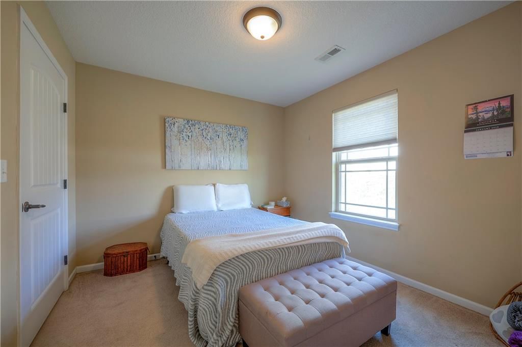 7823 Troup Avenue — photo 21