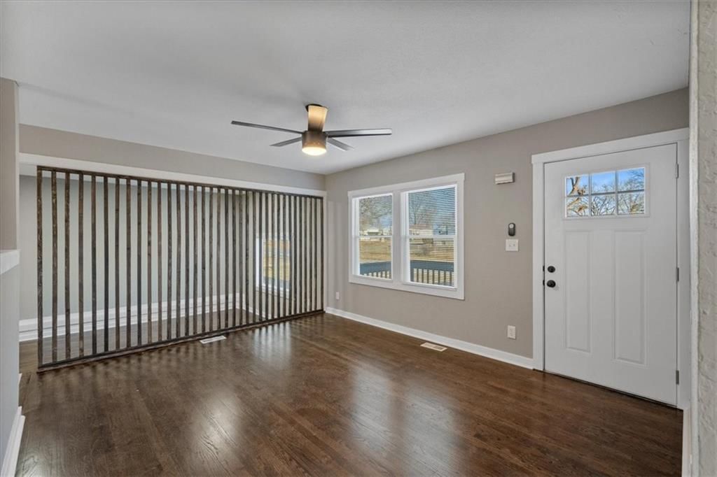 1602 S Queen Ridge Way — photo 4