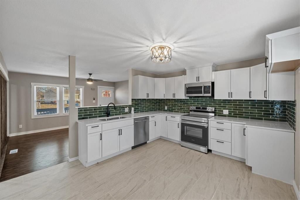 1602 S Queen Ridge Way — photo 6