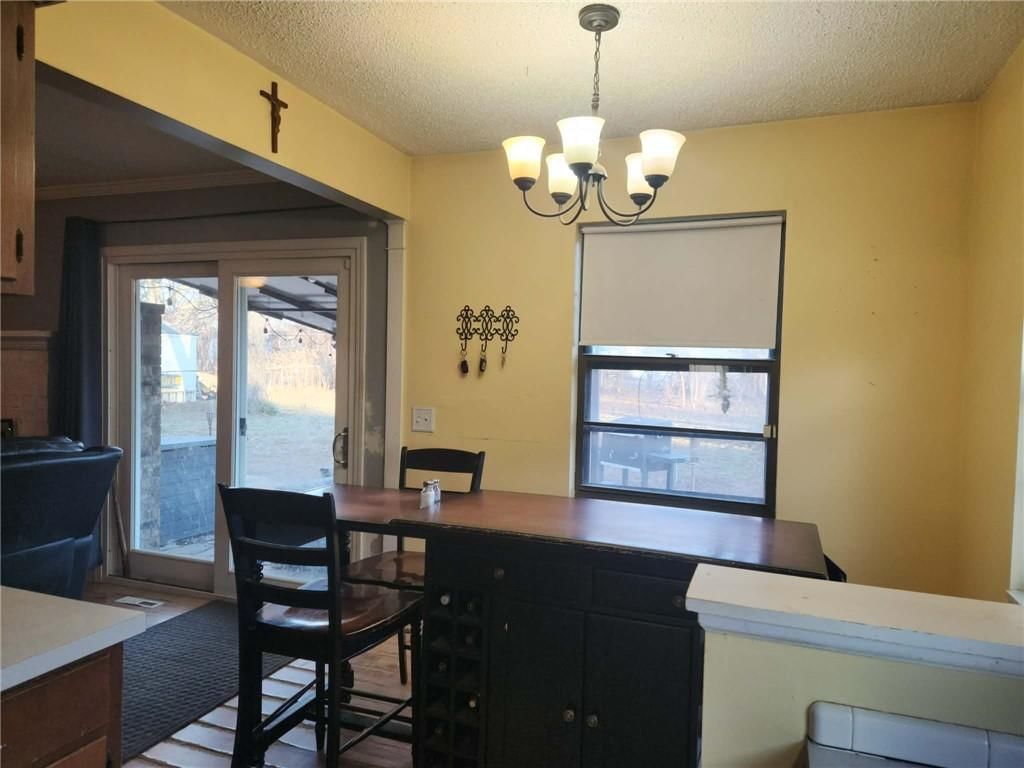 1000 NW Canterbury Road — photo 10