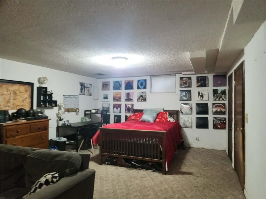 1000 NW Canterbury Road — photo 36