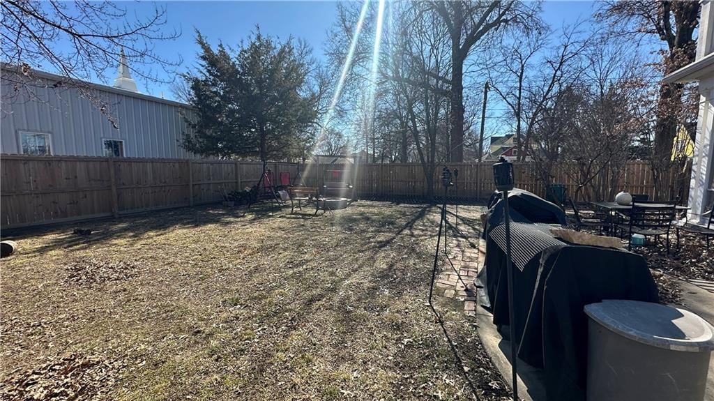 837 S Princeton Street — photo 40