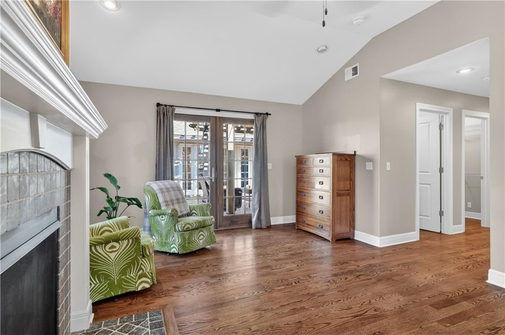 9408 Wenonga Road — photo 12