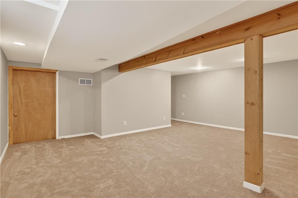 9408 Wenonga Road — photo 21