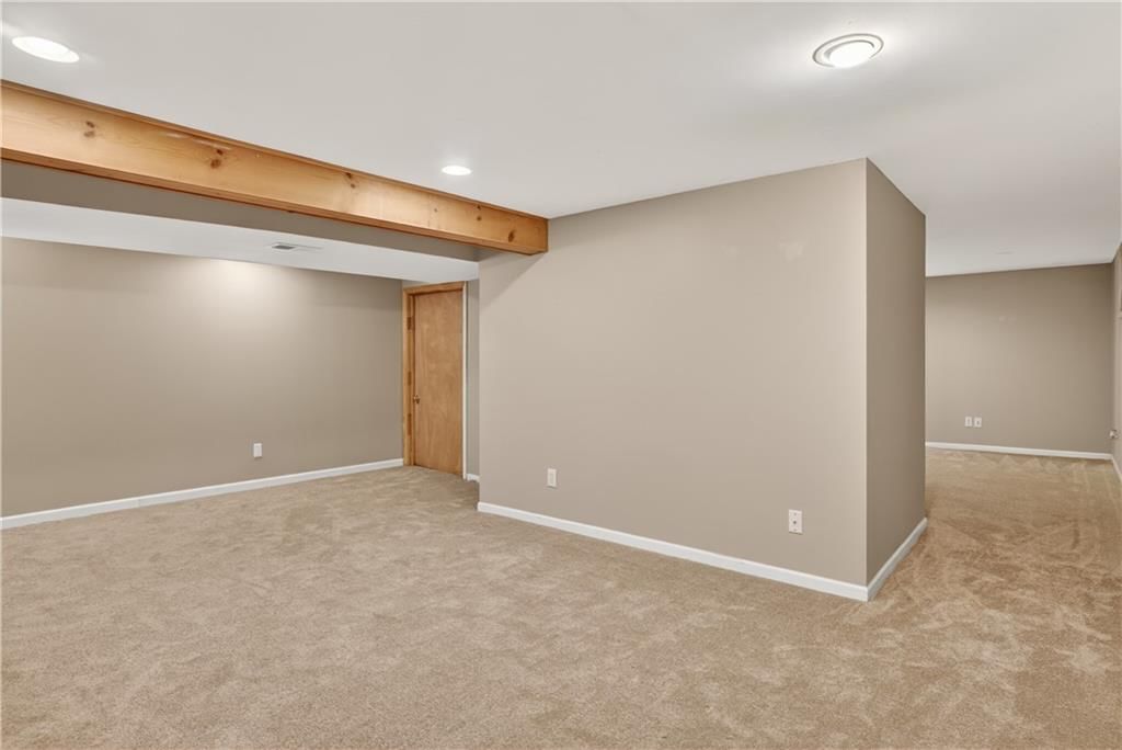 9408 Wenonga Road — photo 22