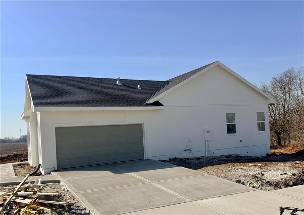20804 Emerald Street — photo 2