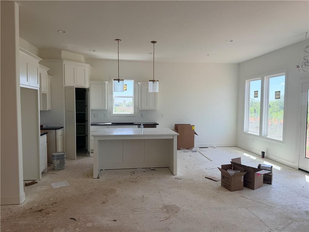 20804 Emerald Street — photo 6