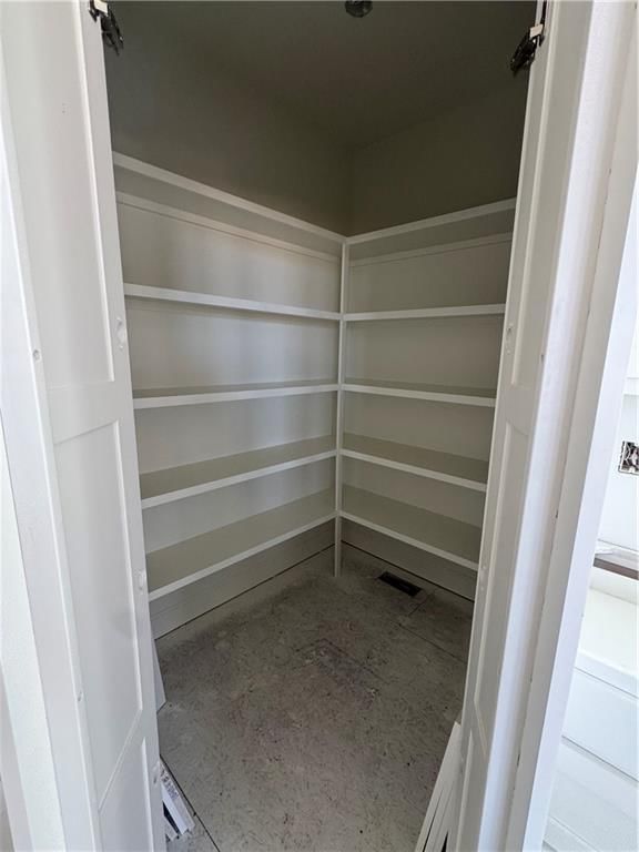 20804 Emerald Street — photo 7