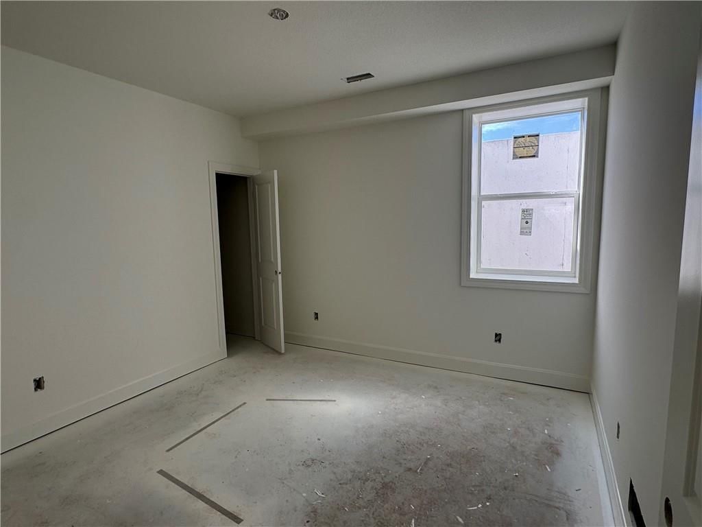 20804 Emerald Street — photo 23