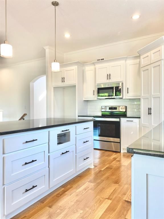 20804 Emerald Street — photo 41