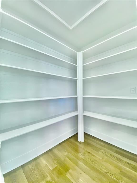 20804 Emerald Street — photo 43