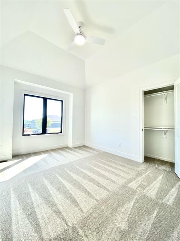 20804 Emerald Street — photo 55