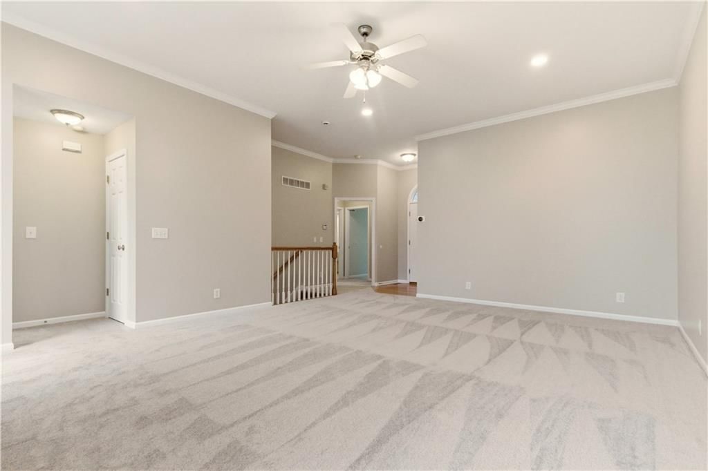 11001 N Laurel Avenue — photo 9