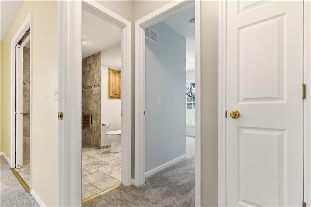 11001 N Laurel Avenue — photo 24