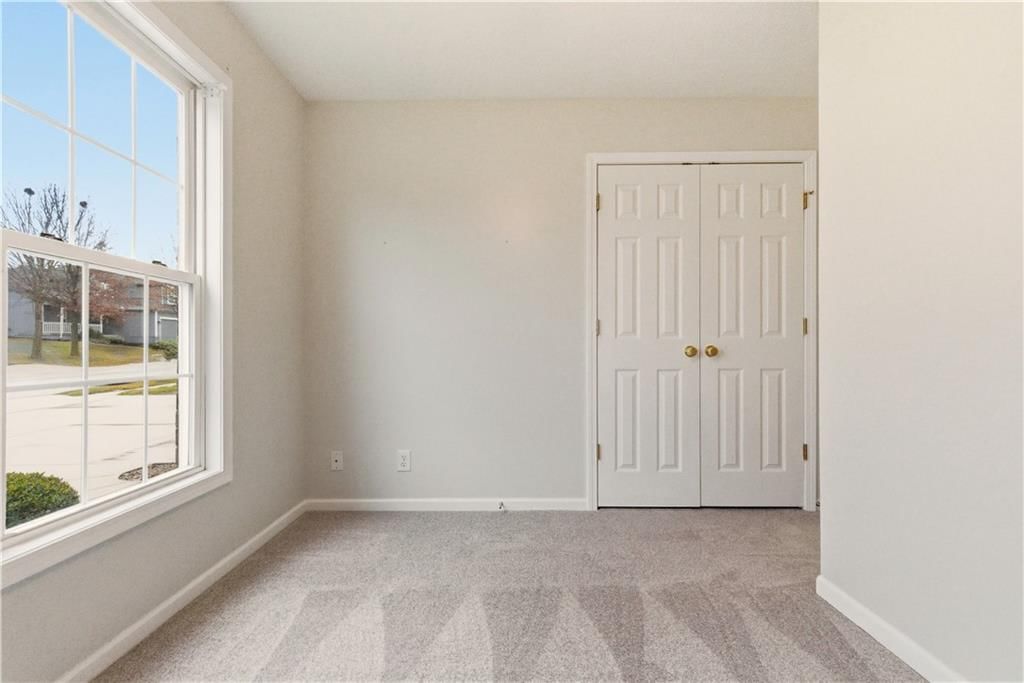 11001 N Laurel Avenue — photo 26