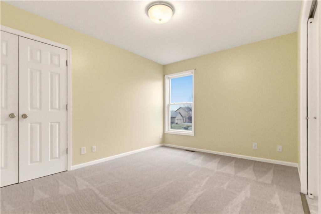 11001 N Laurel Avenue — photo 27
