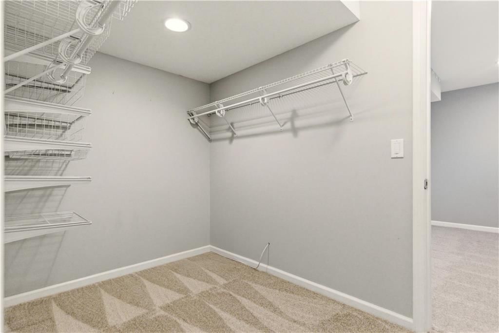 11001 N Laurel Avenue — photo 39