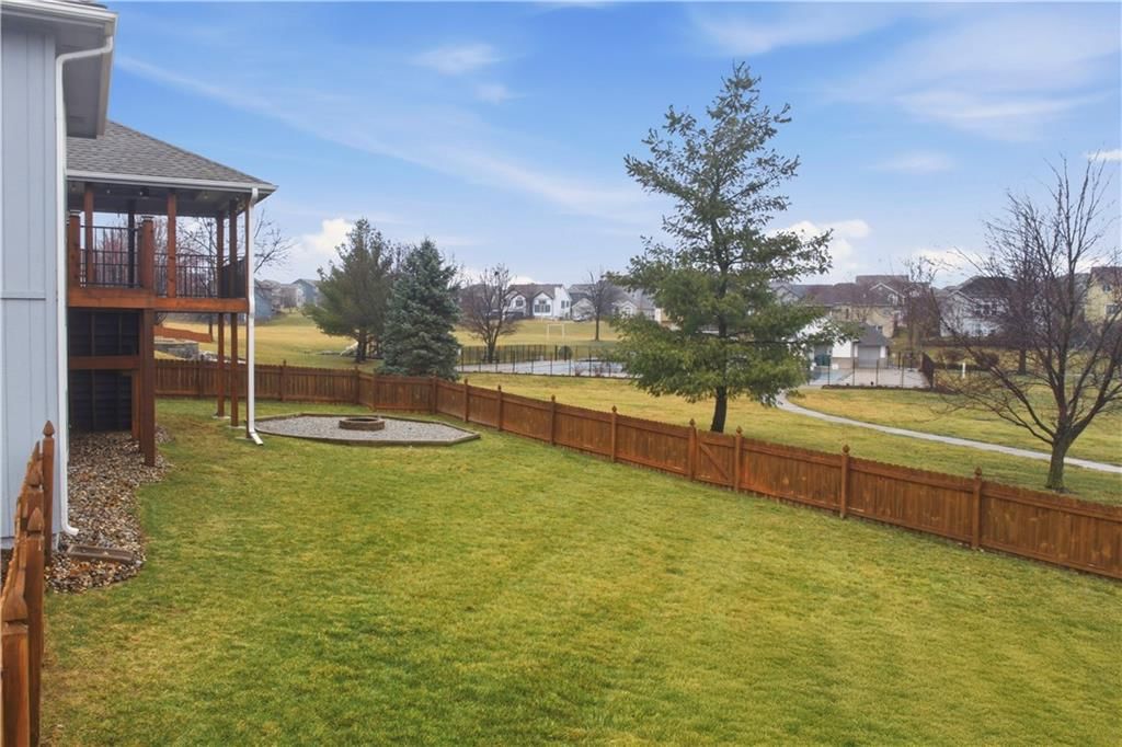 11001 N Laurel Avenue — photo 46