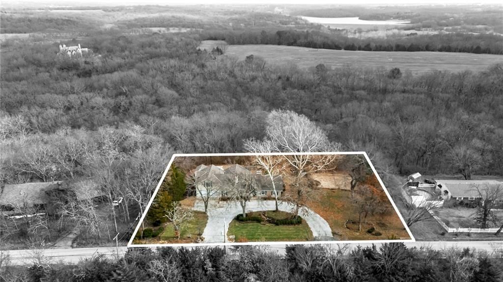 7725 Woodland Drive — photo 46