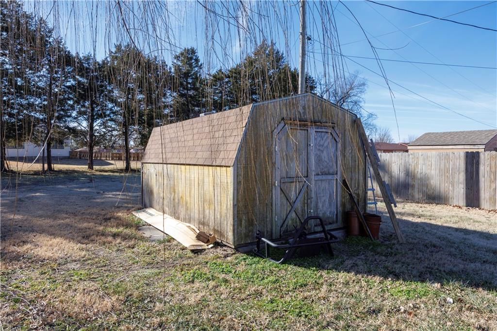 1408 Crawford Street — photo 24