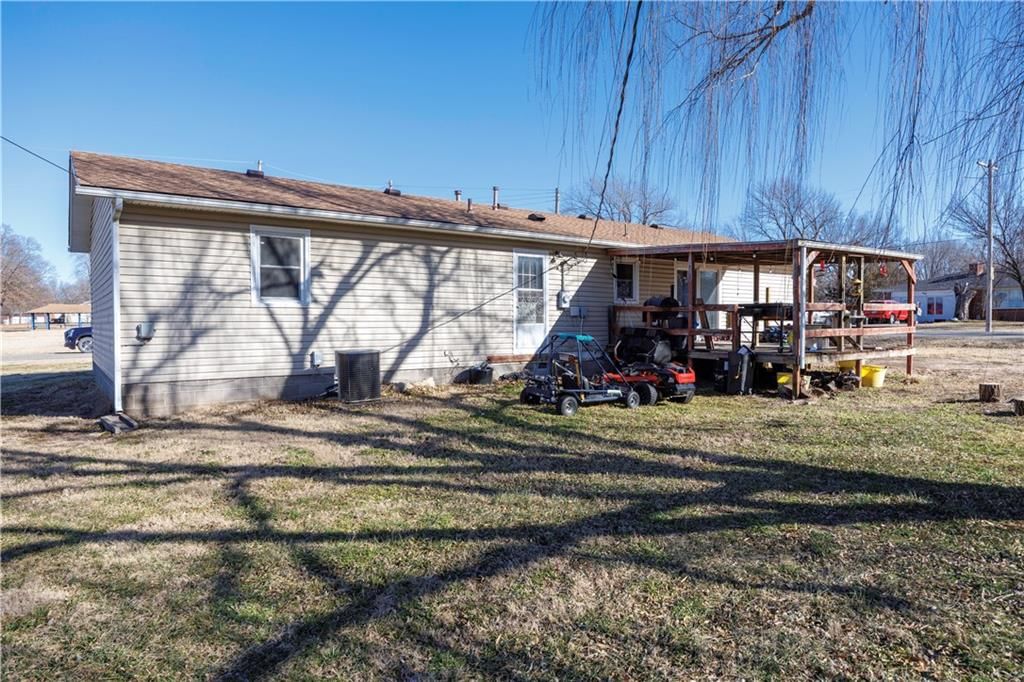 1408 Crawford Street — photo 25