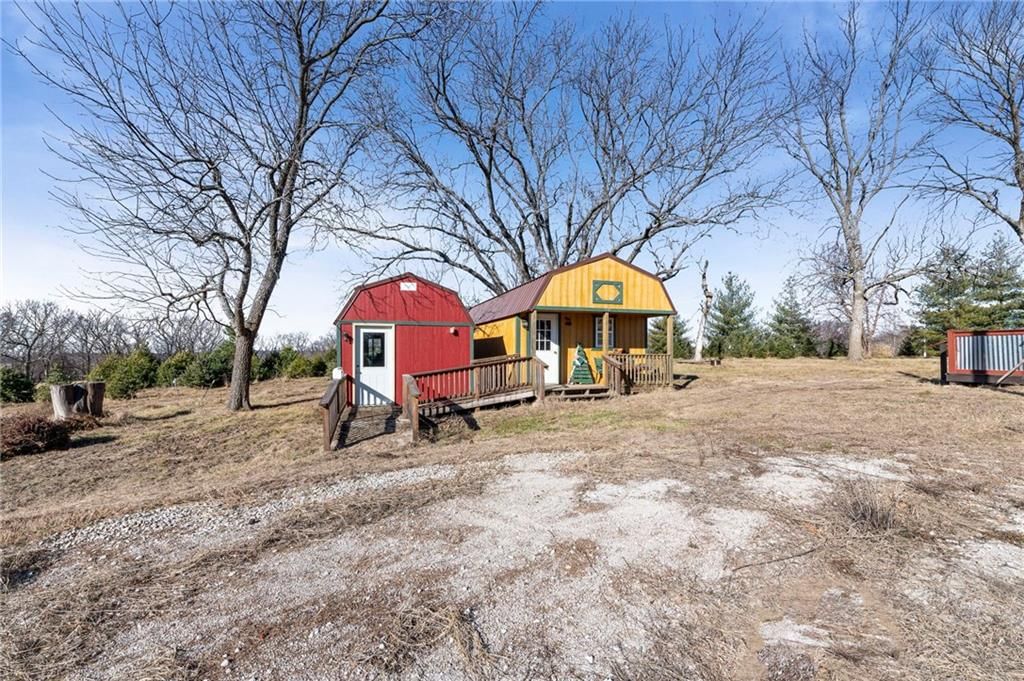 8046 Southpoint Drive — photo 8