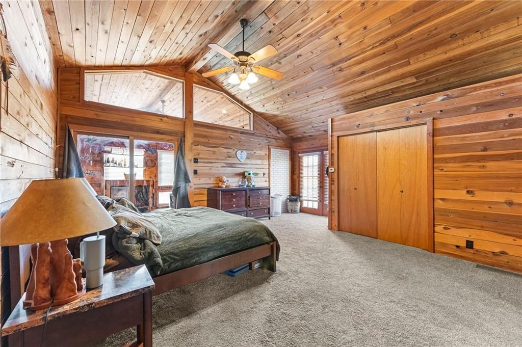 8046 Southpoint Drive — photo 24