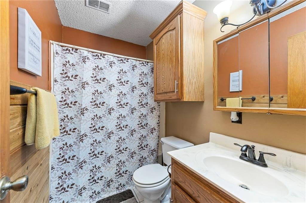 8046 Southpoint Drive — photo 36