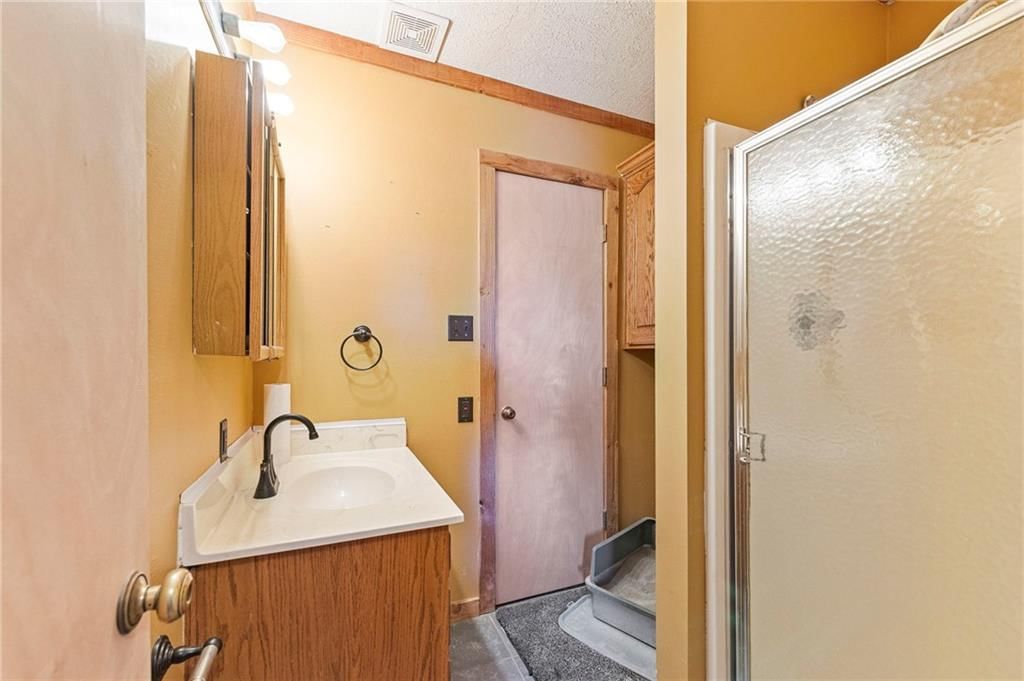 8046 Southpoint Drive — photo 40