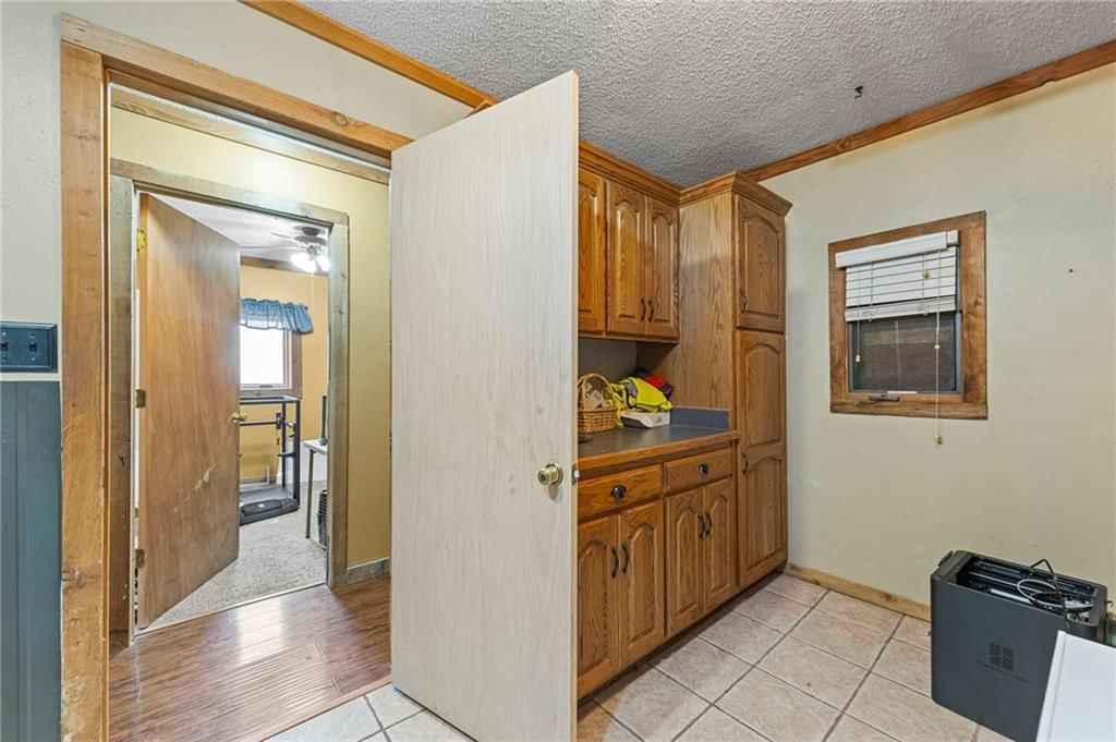 8046 Southpoint Drive — photo 42