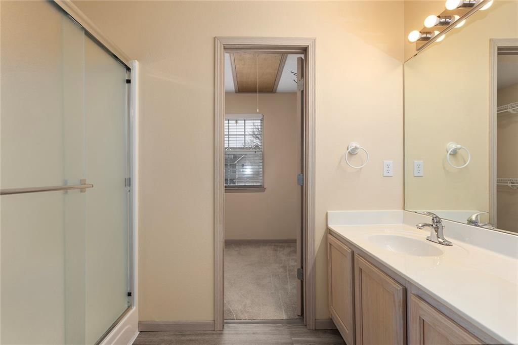 8123 N Lawn Avenue — photo 14