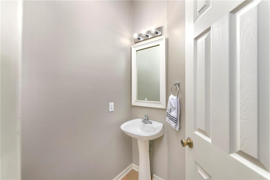 15943 S Avalon Street — photo 17