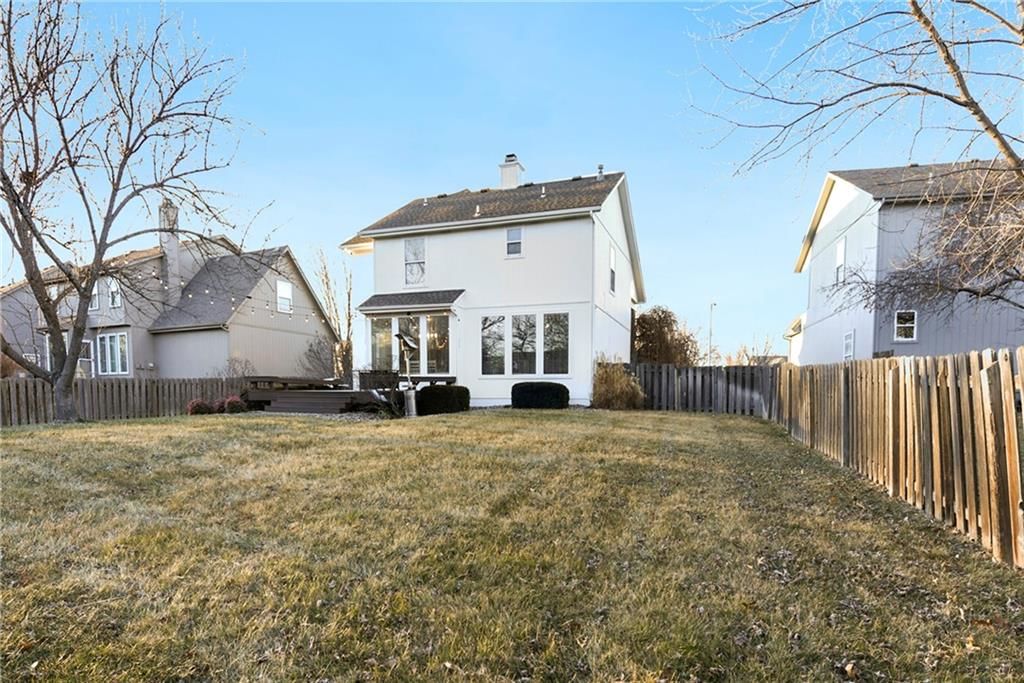 15943 S Avalon Street — photo 35