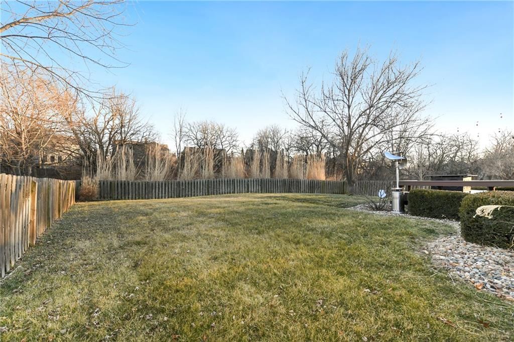 15943 S Avalon Street — photo 36
