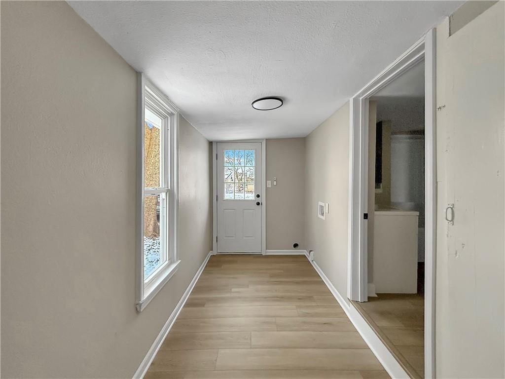 507 S Bismark Street — photo 5